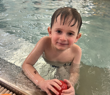 Juchů...první lekce plavání