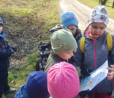 Jaro ťuká na dveře