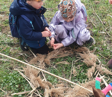 Jaro ťuká na dveře
