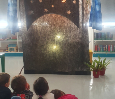 Jaro v přírodě - čápi