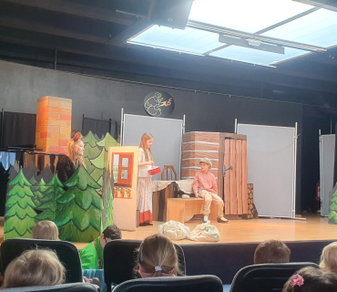 Jaro v přírodě - čápi