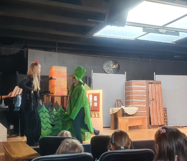 Jaro v přírodě - čápi