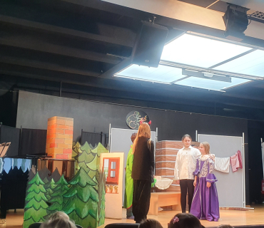 Jaro v přírodě - čápi