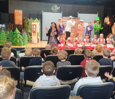 Jaro v přírodě - čápi